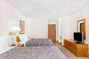 Days Inn by Wyndham Iron Mountain - Iron Mountain - 4