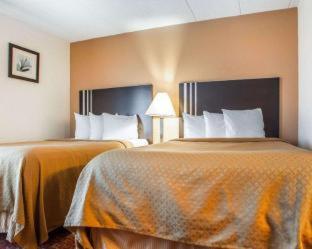 Quality Suites Milwaukee Airport - 4