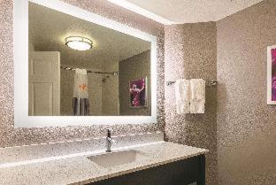 La Quinta by Wyndham Atlanta Alpharetta - Alpharetta - 1