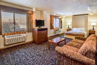 AmericInn by Wyndham Medora - Medora - 4