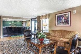 Quality Inn Greenville near University - Greenville - 9