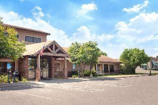 AmericInn by Wyndham North Branch - North Branch - 5