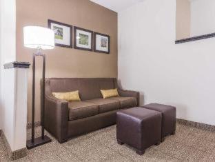 Comfort Suites Salisbury I-85 - 1
