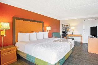 La Quinta Inn by Wyndham Victoria - Victoria - 9