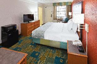 La Quinta Inn by Wyndham Victoria - Victoria - 2