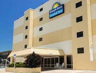 Days Inn by Wyndham Daytona Oceanfront - Daytona Beach - 7