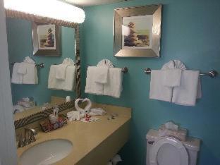 Days Inn by Wyndham Daytona Oceanfront - Daytona Beach - 5