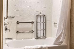 Comfort Suites Columbus Airport - Columbus - 9