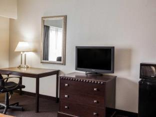 Comfort Inn & Suites Lumberton Central I-95 - Lumberton - 7