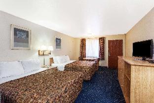 Days Inn by Wyndham Anaheim West - Anaheim - 5