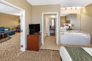 Comfort Inn & Suites - Lincoln - 2