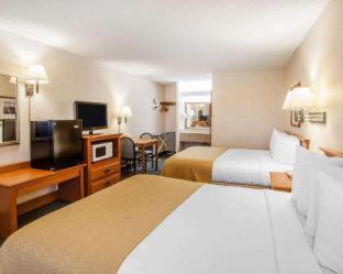 Quality Inn Mount Vernon - 8