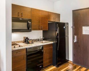MainStay Suites Lufkin - Lufkin - 8
