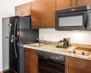 MainStay Suites Lufkin - 3