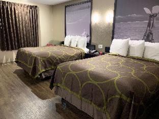 Super 8 by Wyndham Pensacola NAS Area - 8