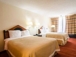 OYO hotel Greensboro east I 40 - 3