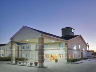 Days Inn by Wyndham Mesquite Rodeo TX - 7