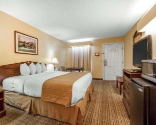 Baymont by Wyndham Selma - 2