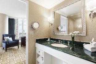 Boston Harbor Hotel - Boston - 1