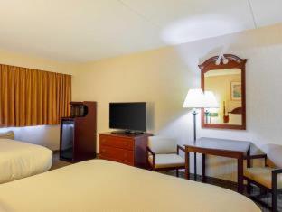 Clarion Inn Harpers Ferry-Charles Town - Harpers Ferry - 1