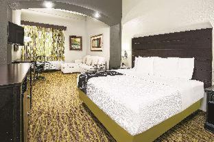 La Quinta by Wyndham Laredo Airport - Laredo - 8