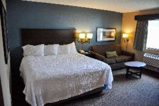 AmericInn by Wyndham Clear Lake - Clear Lake - 9