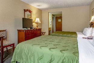 Quality Inn - 6