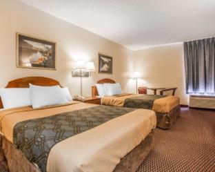 Econo Lodge - Saint Stephen - 6