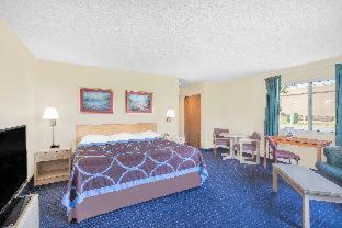 Super 8 by Wyndham Canandaigua - 6