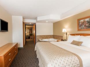Ramada by Wyndham Sioux Falls Airport - Waterpark Resort & Event Center - 7