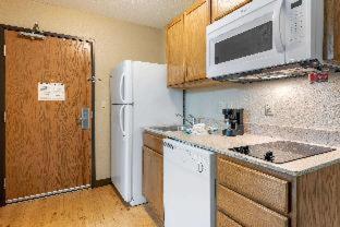 Birch Hill Suites - South Bend - South Bend - 4