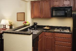 Larkspur Landing Extended Stay Suites Hillsboro - Hillsboro - 1