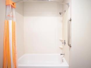 La Quinta by Wyndham Loudon - Loudon - 5