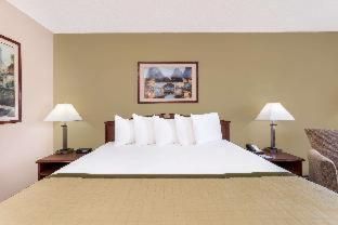 Baymont by Wyndham Albany at Albany Mall - Albany - 4