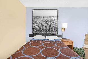 Boarders Inn & Suites by Cobblestone Hotels Waterloo Cedar Falls - Waterloo - 7