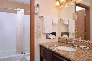 Americas Best Value Inn & Suites Atlantic - Atlantic - 8
