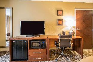 Comfort Inn PA Turnpike - I-81 - 2