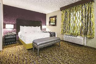 La Quinta by Wyndham Laredo Airport - Laredo - 4