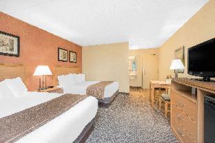Days Inn & Suites by Wyndham Duluth by the Mall - Duluth - 4