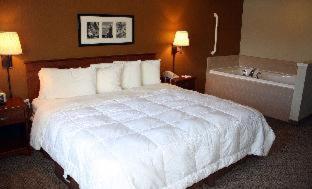 AmericInn by Wyndham Charlevoix - Charlevoix - 9