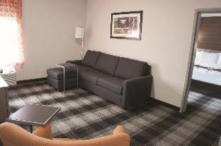 La Quinta by Wyndham Oklahoma City Airport - 2