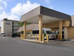 Ramada by Wyndham Kenner New Orleans Airport South - 8