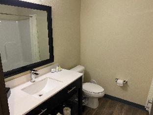 Cobblestone Inn & Suites - Forest City - Forest City - 2