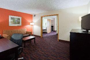 AmericInn by Wyndham Shakopee Near Canterbury Park - Shakopee - 9