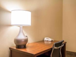 Comfort Suites Savannah North - Port Wentworth - 2