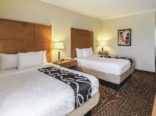 La Quinta by Wyndham Bridgeport - 3