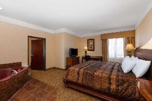 La Quinta by Wyndham Dodge City - 3