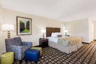 Baymont by Wyndham Erie - 7