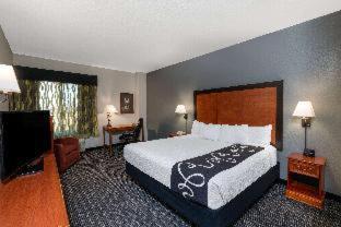 La Quinta by Wyndham Rifle - 3