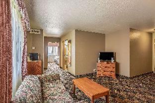 Quality Inn & Suites - Hannibal - 3